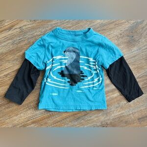 Tea Collection Otter Layer Sleeve Graphic Toddler Tee Blue Black Size 2